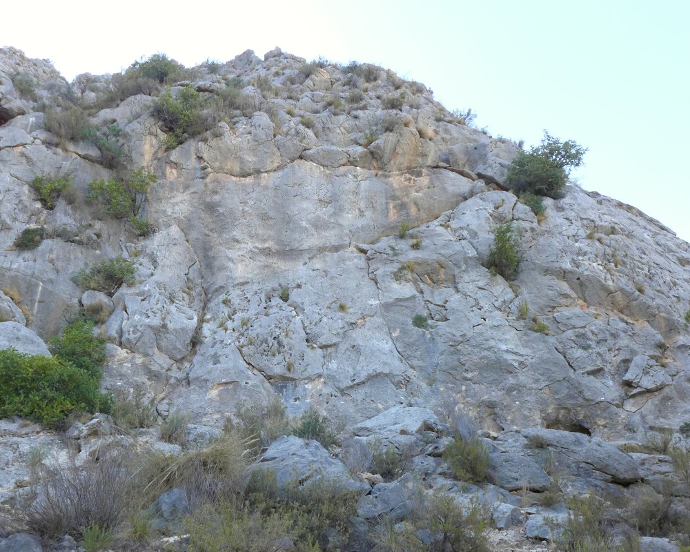 View of the Echo Valley 1.5 rock face